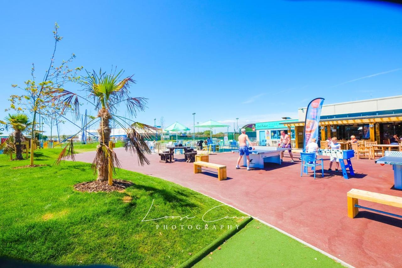 Big Skies Platinum Plus Holiday Home With Wifi, Netflix, Dishwasher, Decking Camber Exterior photo
